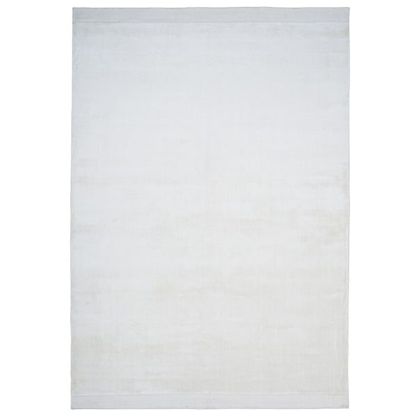 color:ivory;type:ambient